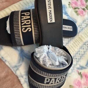 Steve Madden Black and Cream Slide Sandals